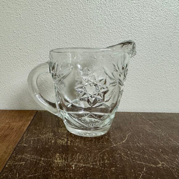 Vintage Pressed Glass Star of David Clear Glass Creamer‎ - Picture 1 of 8